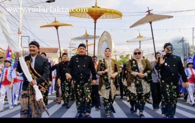 Boyong Natapraja dan Sedekah Bumi 2025 di Nganjuk Dengan Tama \" Notoprojo Bersinergi Membangun Nege