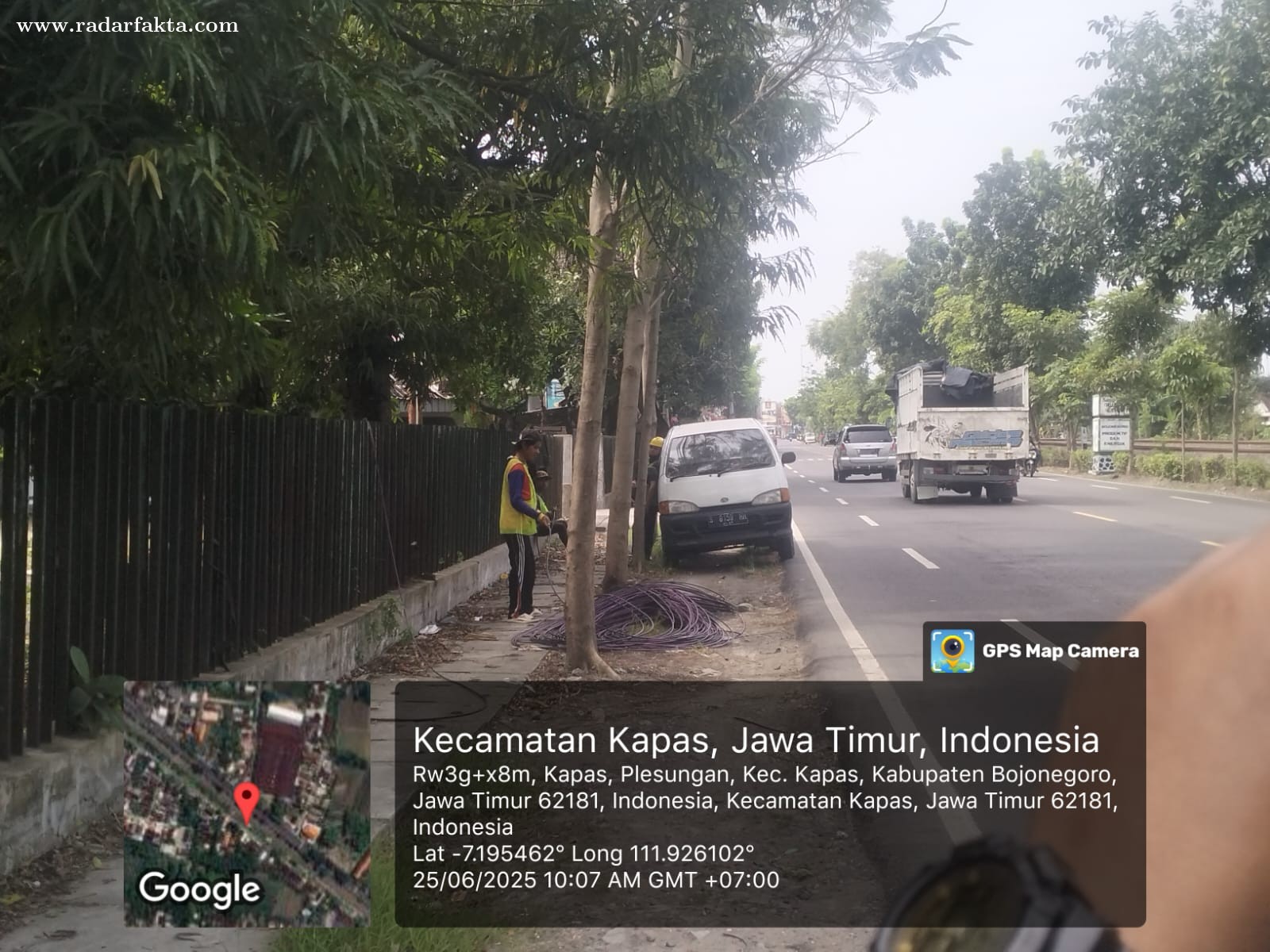 Diduga PT Eka mas republik belum berizin terkait pemasangan kabel di jalan kabupaten